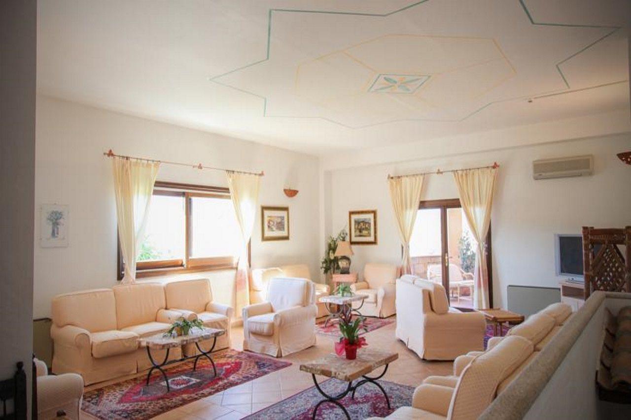 Hotel Micalosu Cannigione Ngoại thất bức ảnh